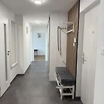 Feel Like Μπρατισλάβα